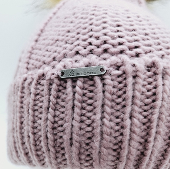 RIPZONE | cable knit pompom fleece lined beanie toque winter hat - Picture 3 of 8